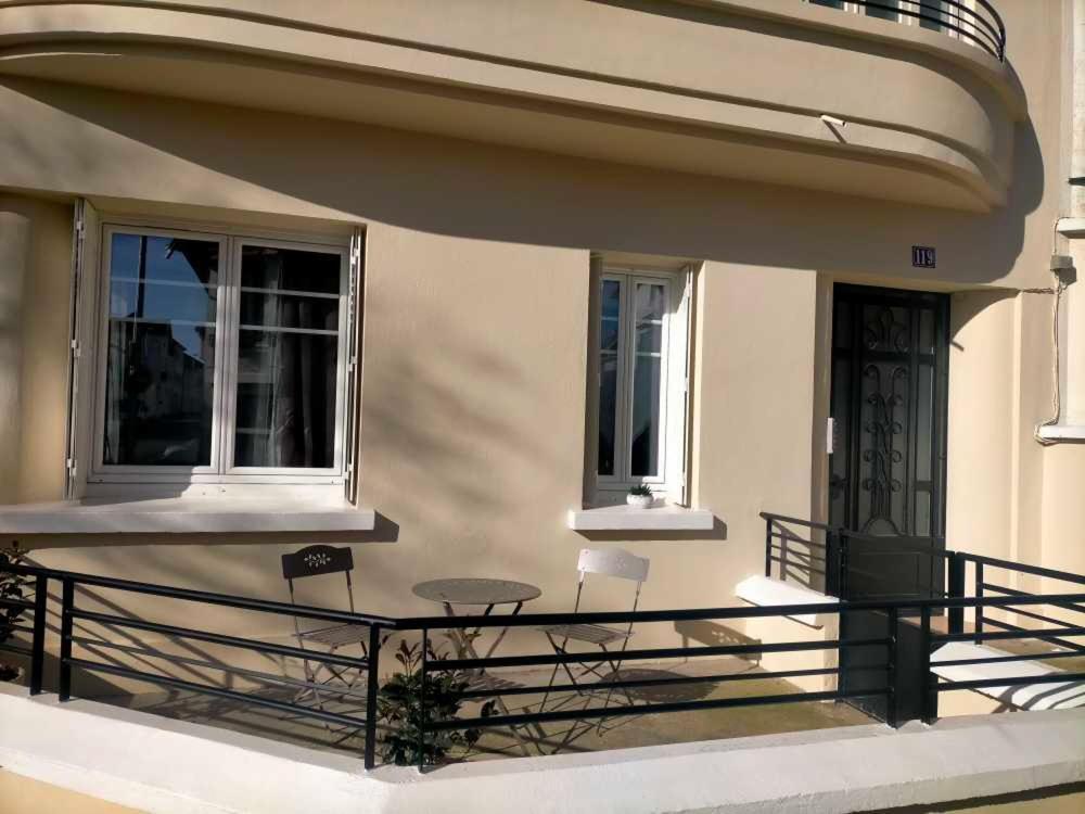 Proche Du Stade Omnisports Et A Pied Du Lac Vichy Exterior foto